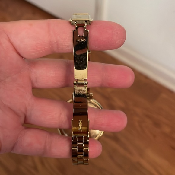 MARC by Marc Jacobs Watch - Picture 2 of 3